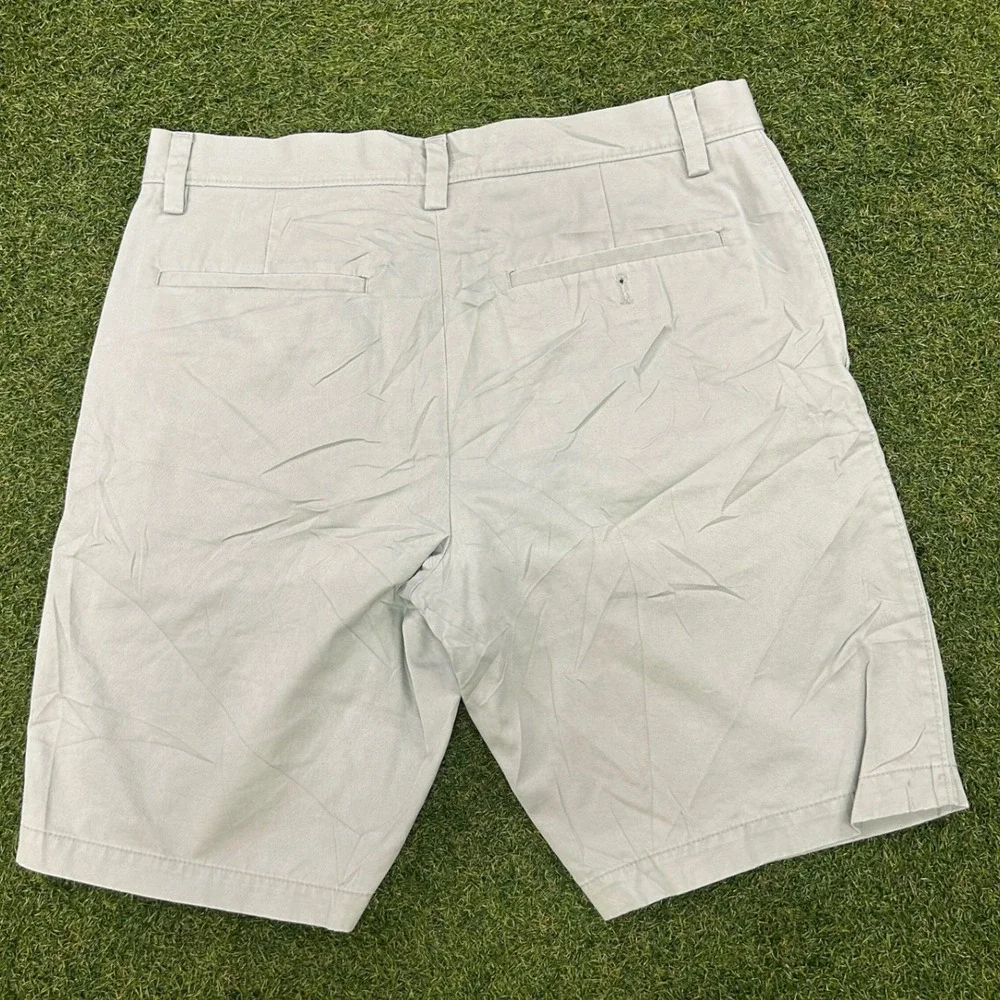 Banana Republic Aiden Short Mens 32 Light Green Sage Chino Slim Fit Flat Front